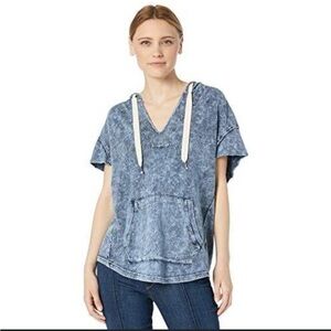 Splendid Damen Women’s Blue Crewneck Short Sleeve Sweater Sweatshirt Pull Over